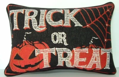 Halloween -Palabras "Truco o trato" con Jack O' Linterna y Telaras, Almohada de Tapiz Nuevo Foto 1 de 4