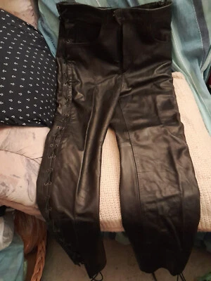 Lederhose Herren lang Schwarz mit Riemen, Echtleder, Rider, Gr. 30 - Bild 1 von 3