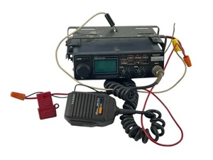 Yaesu FT-311RM 220 MHz FM Transceiver Comes With Microphone And Keypad Read - Zdjęcie 1 z 14