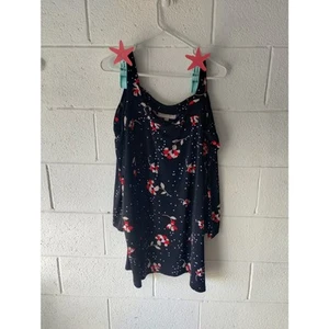 Woman within 3x Cold Shoulder Bluse  - Bild 1 von 6