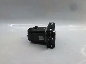 Servomotor eléctrico Mitsubishi HF-KP73K AC 3K rpm - 0,75 KW - Imagen 1 de 5