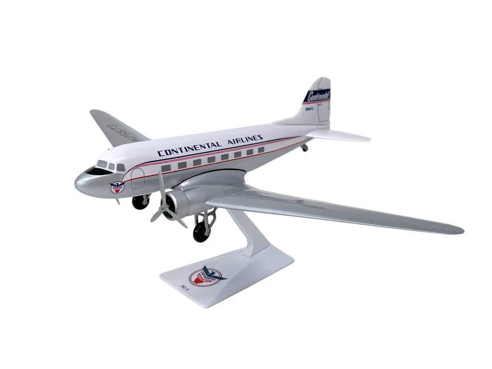 Modelo de avión Continental DC-3 Flight Miniatures escala 1:100  Foto 1 de 4