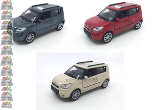 KIA Soul 1:34-1:39 DIECAST Car Cream / Blue Gray/ Red Model COLLECTION New - Picture 1 of 4