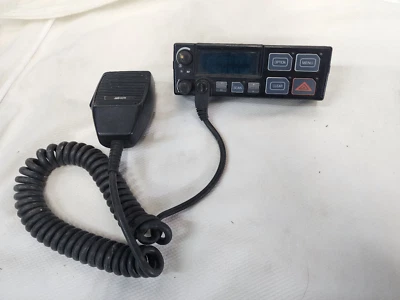 GE ERICSSON M/A COM M7100 РАДИО УПРАВЛЕНИЯ ГОЛОВА KRY1011632 / 12 - Изображение 1 из 4