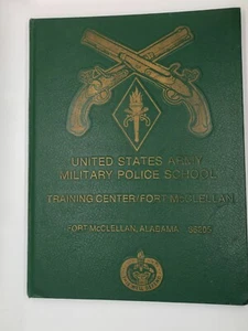 US Army Police Training School Fort Mcclellan AL Late 70s Woman General - Foto 1 di 19
