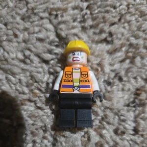 Lego Joker Construction Henchmen Minifigure DC super Heros. - Picture 1 of 4