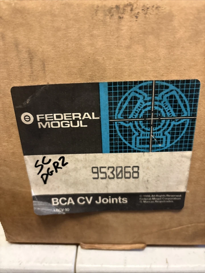 Junta Federal Mogul BCA 953068 CV para Chevrolet GMC Pontiac Buick Oldsmobile Foto 1 de 4