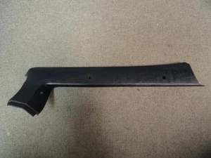 78-81 Corvette Right Dark Blue Pillar Trim GM#466700 FREE SHIPPING C30106** - Foto 1 di 1