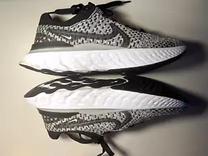 Talla 10 - Nike React Infinity Run Flyknit 3 Negro Blanco W - Usado en Excelente Condición - Imagen 1 de 6