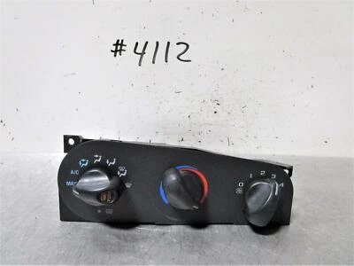 Chevrolet Monte Carlo 1998 controlador de aire acondicionado térmico sin control de temperatura del lado del pasajero Foto 1 de 4