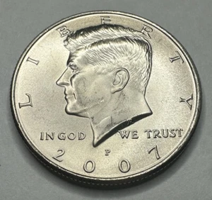 2007-P Kennedy Half Dollar 50cent Piece Coin from US Mint Satin Set Uncirculated - Picture 1 of 9