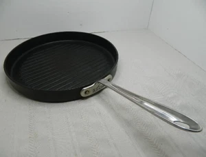 All-Clad 12” Round Non-Stick Ribbed Griddle Pan Ridges Stainless Handle - Picture 1 of 8