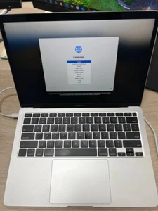 Apple MacBook Air 13-inch 2020(Intel Core i5 10th Gen, 512GB SSD, 8GB) - Picture 1 of 8