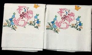 Vintage PR dekorierte Kissenbezüge, Kätzchen & Schmetterling Stofffarbe 20" x 30" EUC - Bild 1 von 12