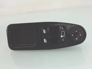 Interruptor de elevalunas delantero izquierdo CITROEN JUMPY 2 E3063902 - Imagen 1 de 4