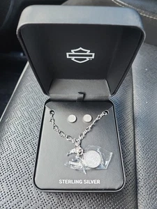 Harley-Davidson Damen Kristall Flügel Halskette & Ohrring Set, Sterling Silber Box - Bild 1 von 6