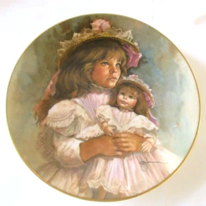 Plato de porcelana coleccionable muñeca antigua vintage Gorham China RAMONA AND RACHEL - Imagen 1 de 5