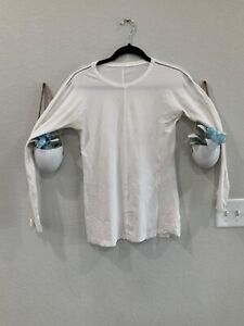 Lululemon Woman’s Long Sleeve Shirt White Size 6/8 stained