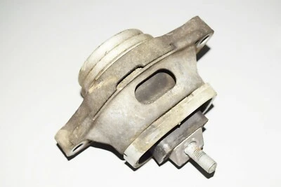 Land Rover Range Rover III 4.4i Engine Mount Engine 6752059 - Image 1 of 3