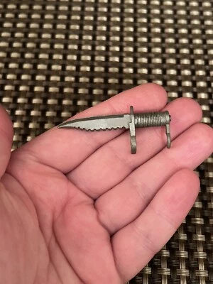 COLECO VTG 1985 FIRE POWER RAMBO FORCE OF FREEDOM KNIFE ACCESSORY PART - Image 1 of 2