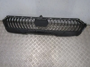 Parrilla parachoques delantero original Citroen C5 C5X P/N 9839722080 9839732780 REF I8D02 - Imagen 1 de 8