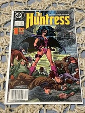 The Huntress 1 Newsstand VF/NM  1st Helena Bertinelli 1989 DC Comics