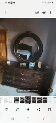 Juego de dormitorio king size 6 piezas. Foto 1 de 3