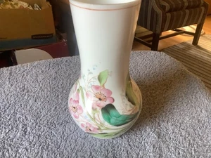 Jarrón vintage blanco rosa diseño flor - Imagen 1 de 8