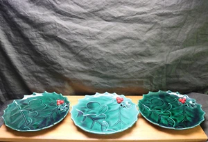MCM Lefton Holly Berry Christmas 3 Snack Plates #1363 Green Leaf Red Berry - Picture 1 of 10