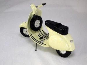 VESPA PIAGGIO SCOOTER modellino XONEX scala 1:6 NUOVO SIGILLATO!! - Foto 1 di 1