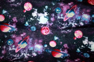GLITTERY COSMOS FROM FABRIC TRADITIONS - 100% COTTON FABRIC - Picture 1 of 5