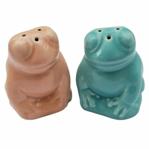 Vintage West Coast Pottery Frog Salt & Pepper Shakers Blue Peach 318 Frogs FLAWS - Picture 1 of 12