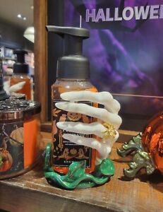 Bath & and Body Works Halloween 2022 Witches Hand Ivy Hand Soap Holder
