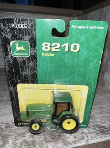1/64th Scale John Deere 8210 2wd Tractor With Cab Die-cast Ertl - Picture 1 of 6