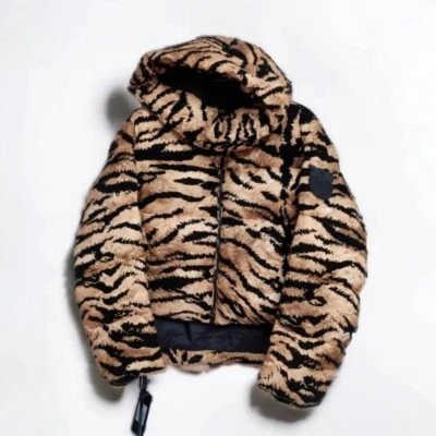 pinko short length jacket with an oversized fit. Tiger Print Uk 12 Bnwt  - Image 1 of 4