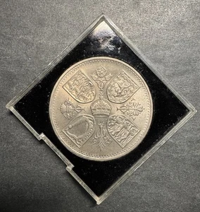 1953 UK GREAT BRITAIN 5 SHILLINGS COIN QUEEN ELIZABETH II CORONATION WITH CASE - Picture 1 of 4