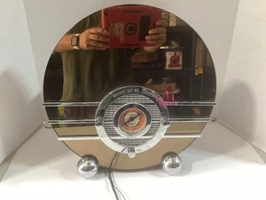 Spirit of St Louis Vintage Retro Radio  working Round Mirror - Afbeelding 1 van 4