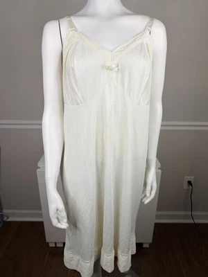 Vestido Vintage Marfil Nylon Slip by Komar Plus Talla 44 1X 2X Sexy Foto 1 de 4