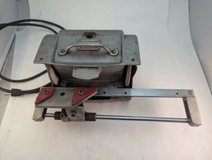Easisharp Electric Scissors Sharpener Grinder By: Serr Edge Vintage Model: SK100 - Picture 1 of 8