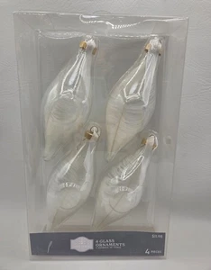 Glass Ornament Set of 4 White Feathers HOLIDAY TIME Vintage Tear Drop Design 6"L - Picture 1 of 5