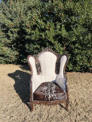 Antigua silla retapizada con auténtico pendleton y tela de cuero de vaca genuino  Foto 1 de 4