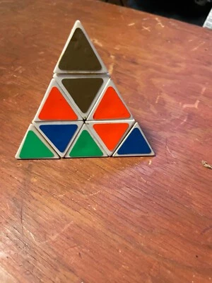 Vintage Pyraminx by TOMY 1981 Pyramid Rubix Cube Type Puzzle - Image 1 of 3