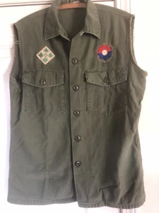 1969 Vietnam ORIGINAL DOWN RANGE VEST 4th Infantry & 9th Infantry Divisions MED. - Picture 1 of 6