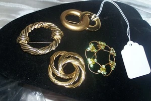 VINTAGE UND RETRO TRIFARI UND ANDERE SAMMLERSTÜCKE - Bild 1 von 2