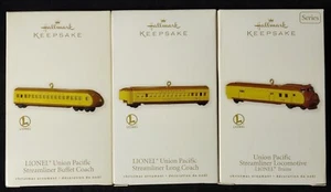 2010 Hallmark Lionel Union Pacific M-10001 Streamliner 3 pc. Consist. - Picture 1 of 6
