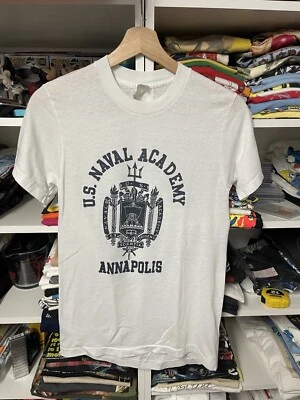 Camiseta ponto único vintage anos 70/80 "Navy Annapolis, MD" fabricada nos EUA - Imagem 1 de 4