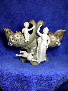 Vintage Österreich 2 Cherubs und Frau Blumenmuster Schmuck Schale Dekor wunderschön - Bild 1 von 11