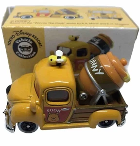 TOMICA Tokyo Disney Resort Vehicle Collection Winnie the Pooh Mixer Truck - Picture 1 of 10