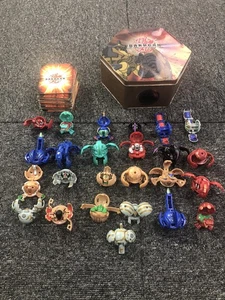 Bakugan Battle Brawlers Action Figures Bulk Lot x25 Bundle - Bild 1 von 9