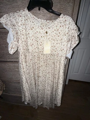 Vestido Mia Joy Milana en Neutro Mini Floral Talla 12  Foto 1 de 3